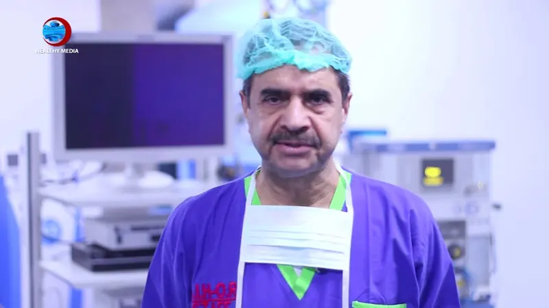 Dr. Ghulam Siddiq introducing his surgical practice